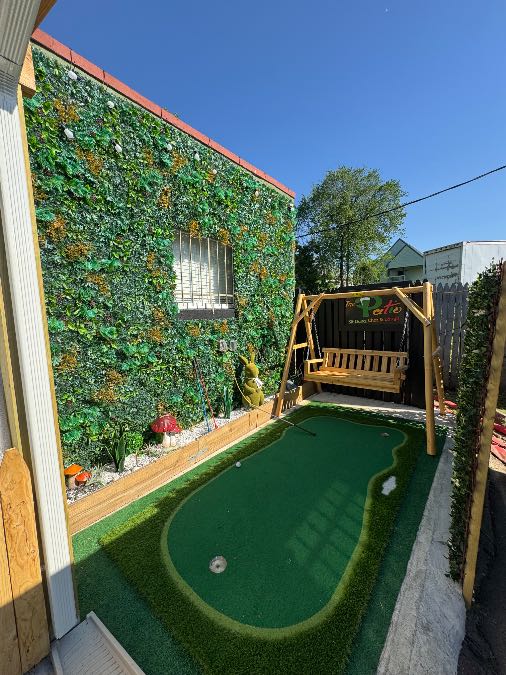 The Patio mini golf putting green